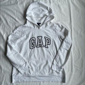 GAP white sweatshirt